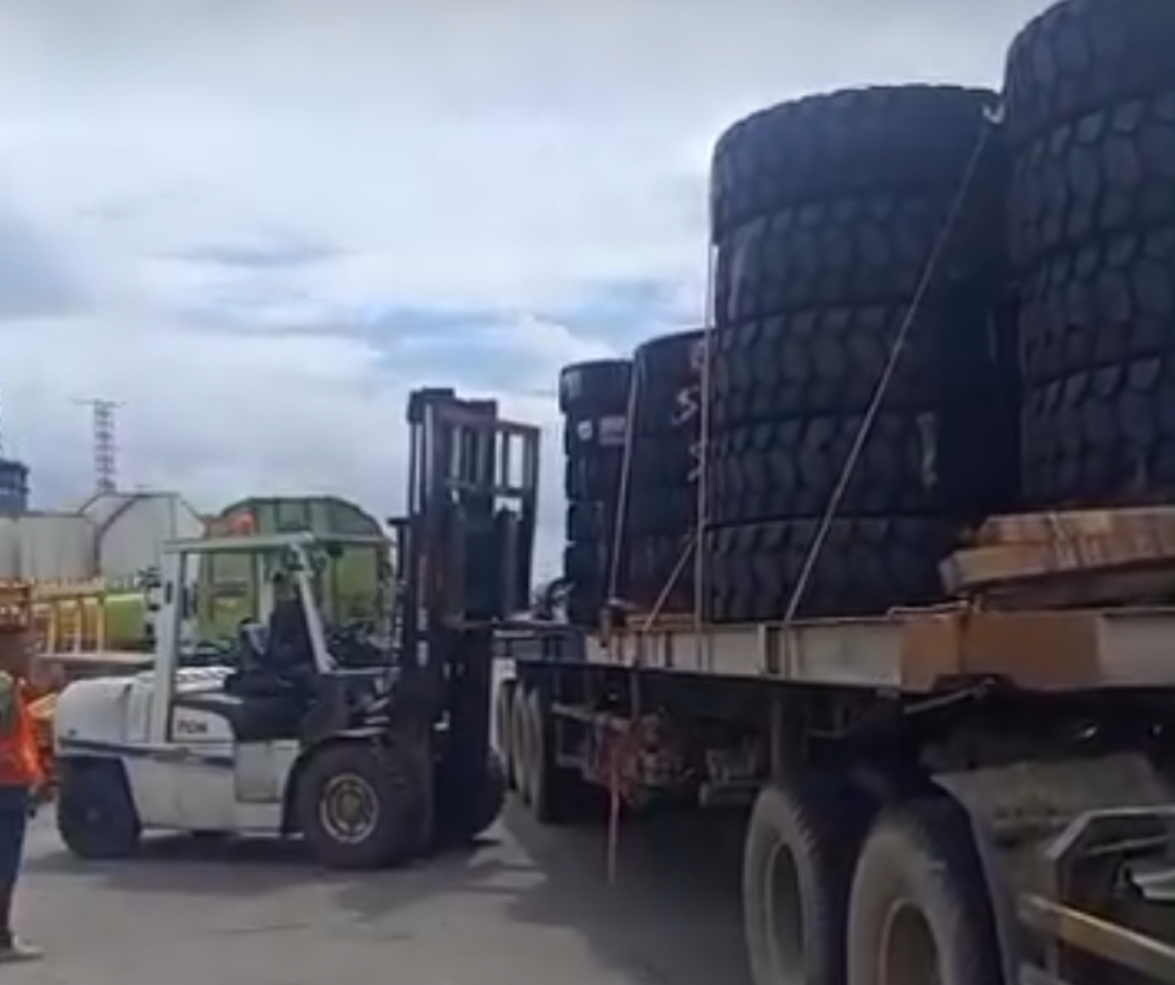 Cargo pamulang, kirim barang super besar, container, breakbulk, kirim genset, kirim ke seluruh Indonesia